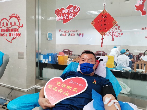 10月24日，第766例，捐献者许晓健，第4次献血小板，累计献血2000ml。.jpg
